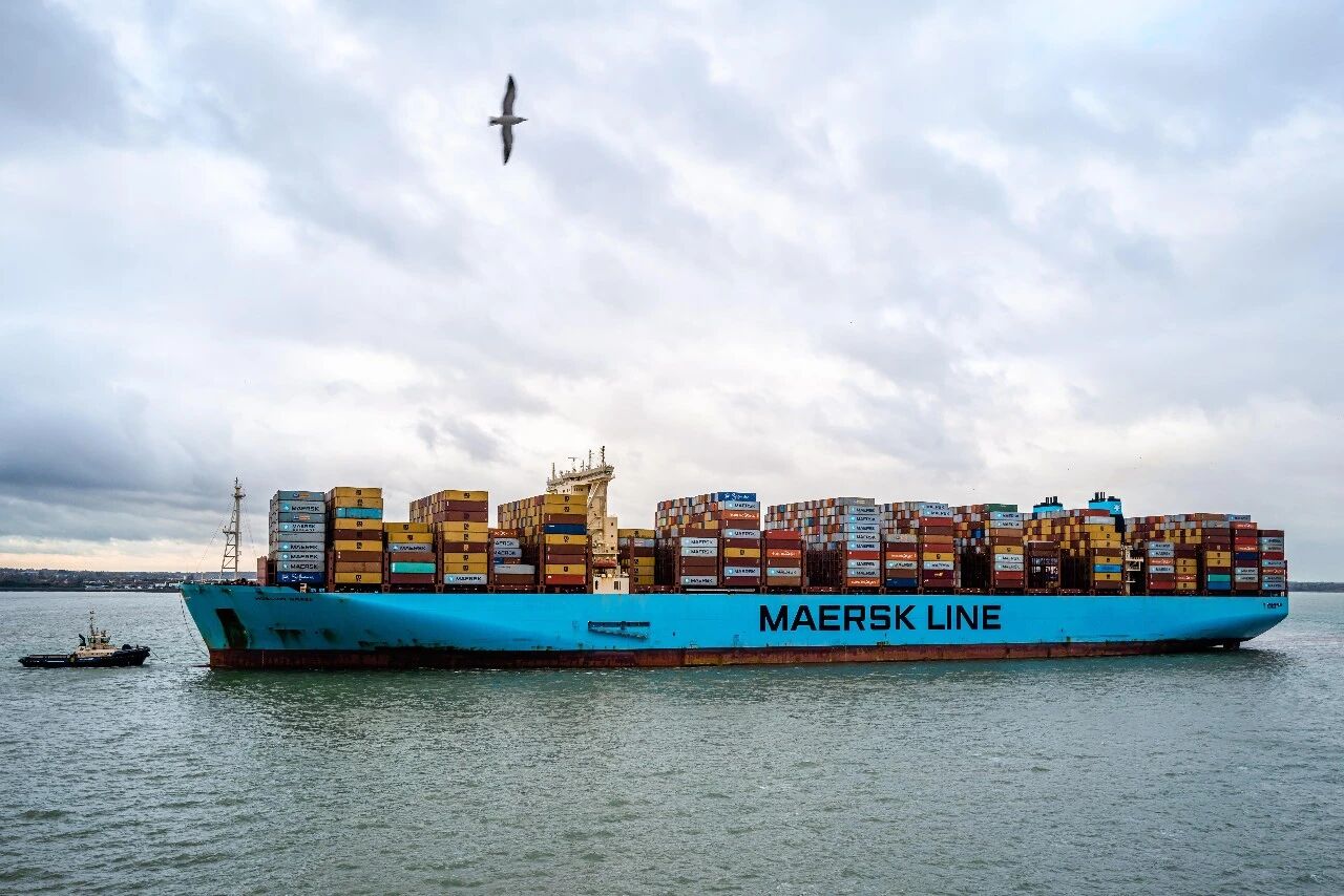 Daily transits through the Strait of Hormuz average just 3 vessels, as Maersk imposes hefty surcharges