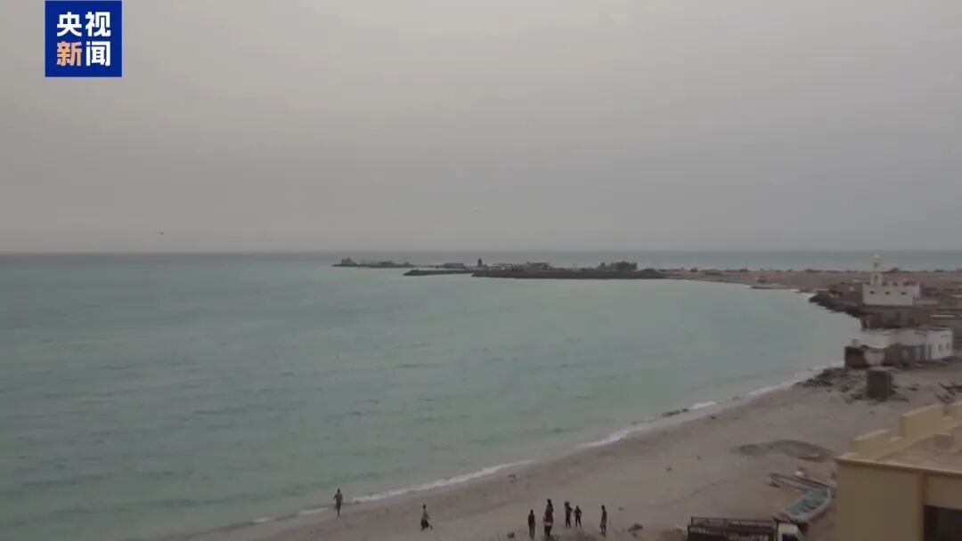 Yemen's Mocha Port Under Sustained Missile and Drone Attacks, Operations Fully Suspended