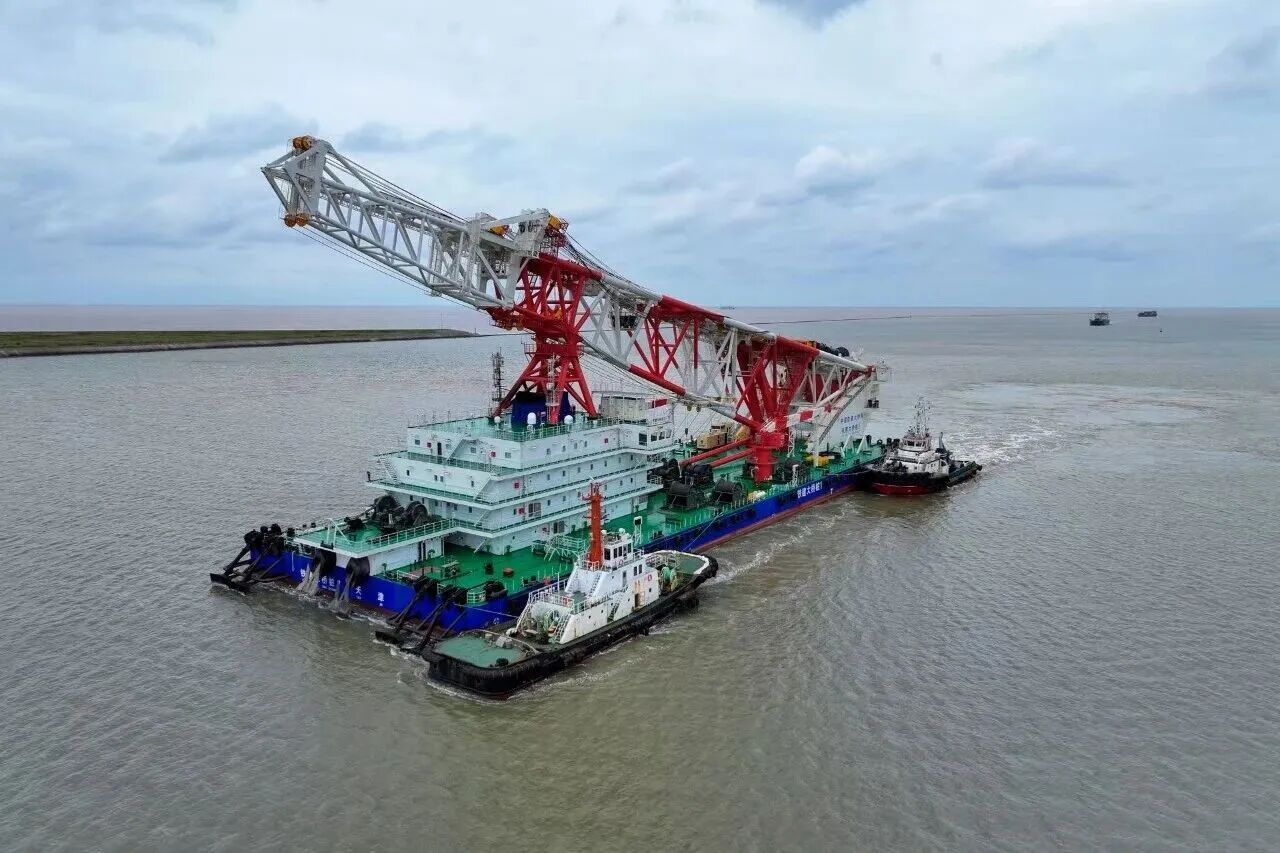 Setting Sail Today! China-Built World's Largest Pile-Driving Vessel Heads to Brazil