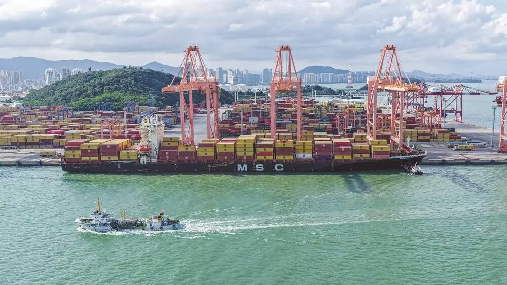 厦门港迎来地中海东南亚航线
